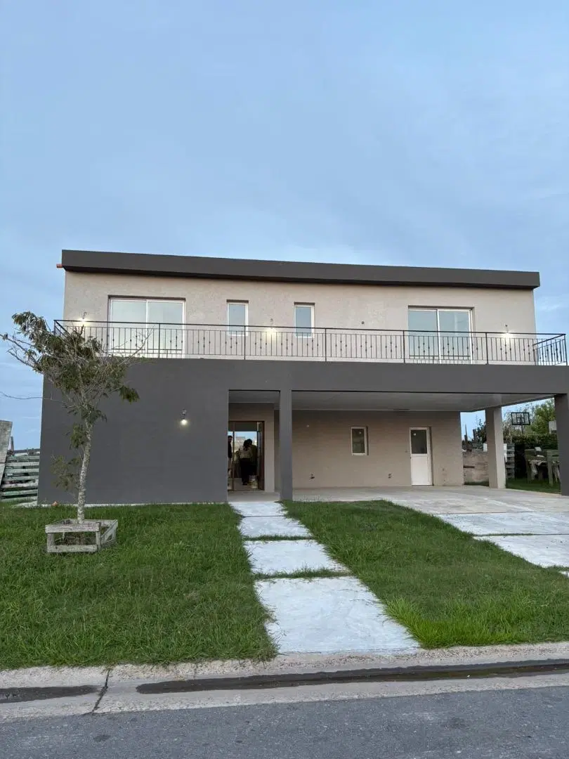 NVR OPORTUNIDAD CASA EN VENTA SAN SEBASTIAN AREA 5 3
