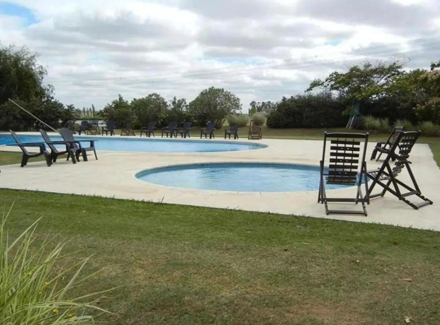 Excelente Lote Interno en Chacras de La Cruz 2