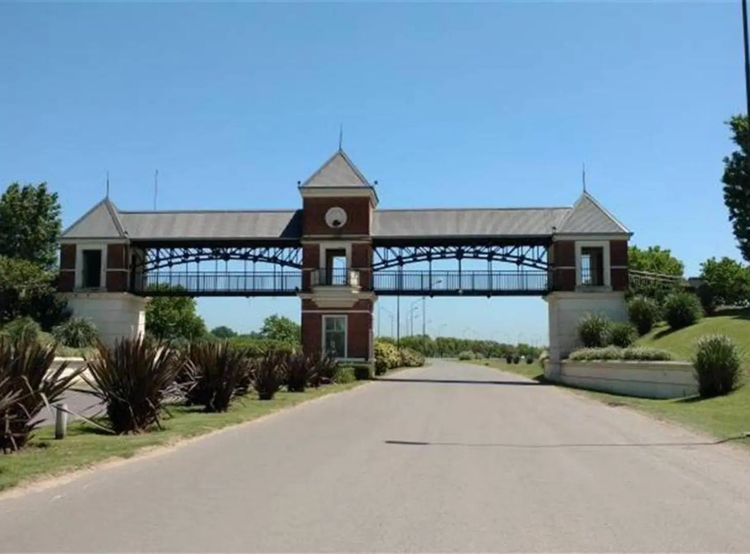 GLM. Oportunidad! Lote en venta en Barrio Santa Elena 3
