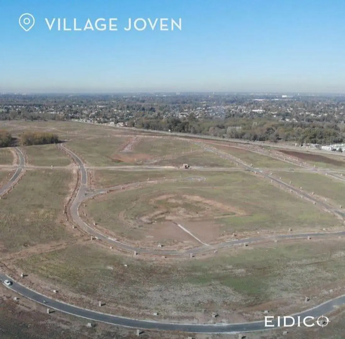 Hermoso Lote interno en Village Joven, Bella Vista. 2