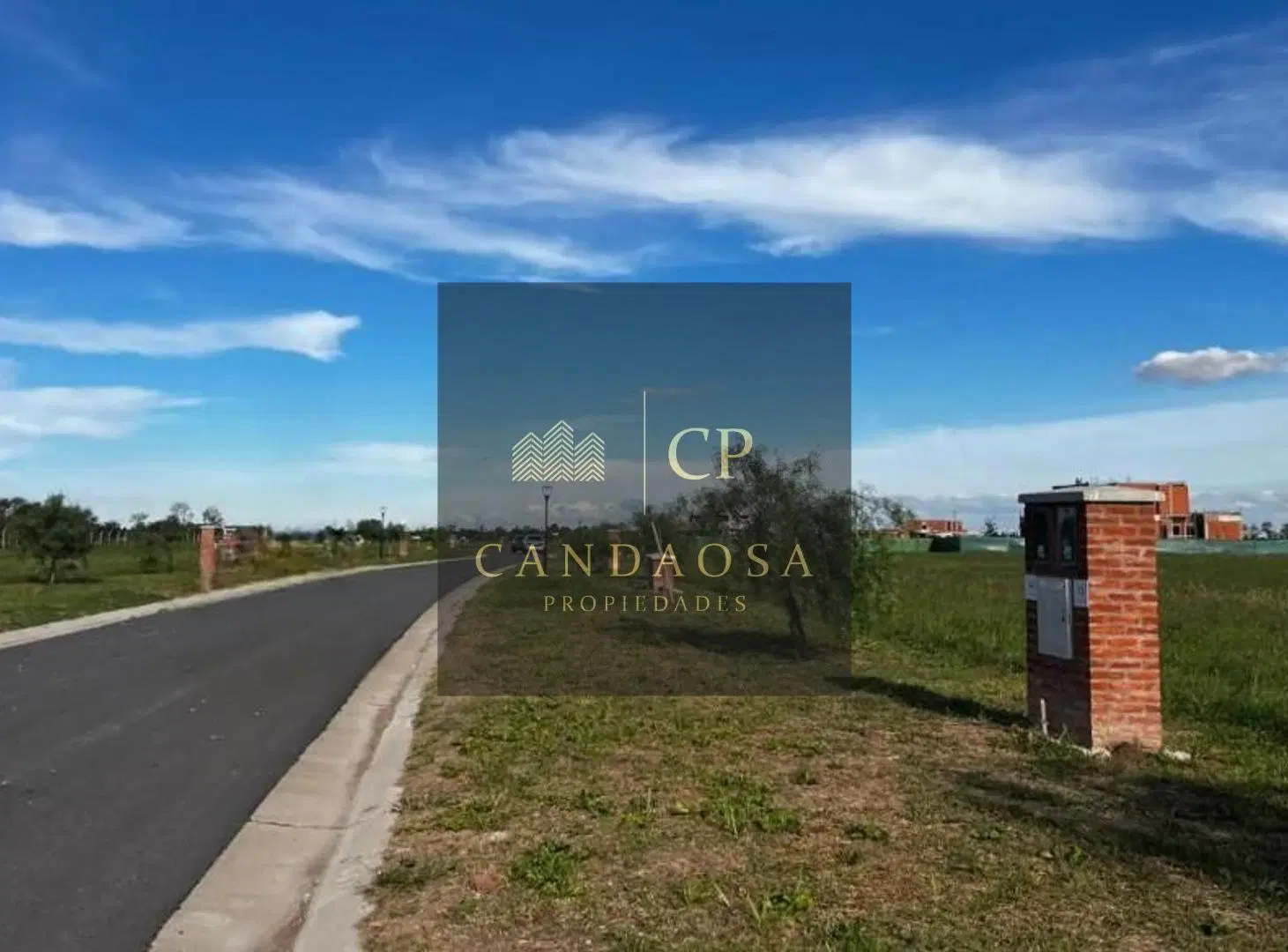 GLM.VENTA LOTE ESPACIO VERDE EN VILLAGE JOVEN 5