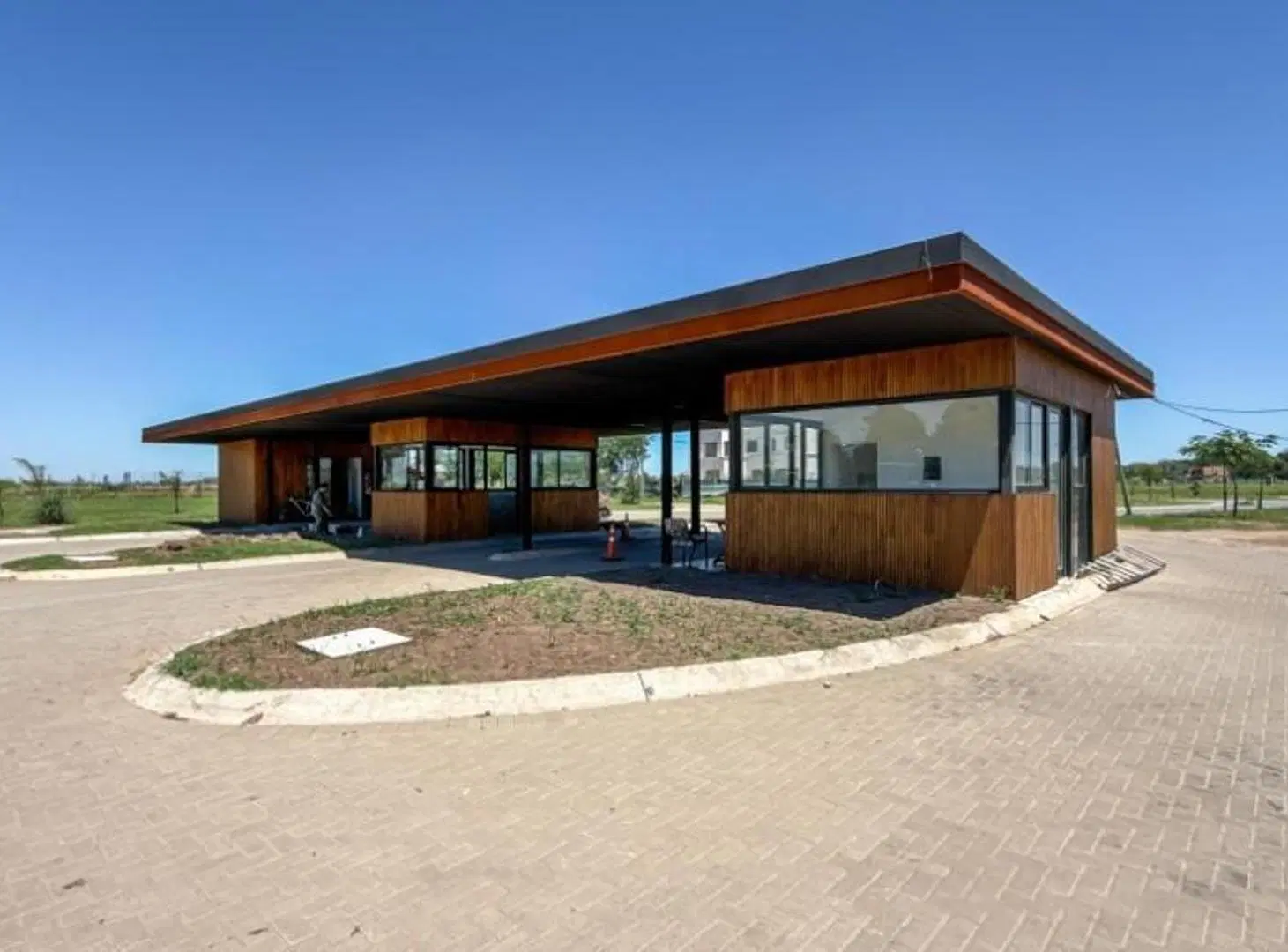 GLM.LOTE EN VENTA EN VILLAGE JOVEN 2