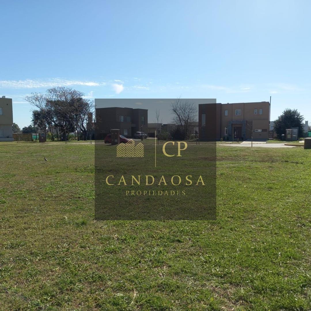 GLM. VENTA DE LOTE ESPACIO VERDE EN SANTA LUCIA