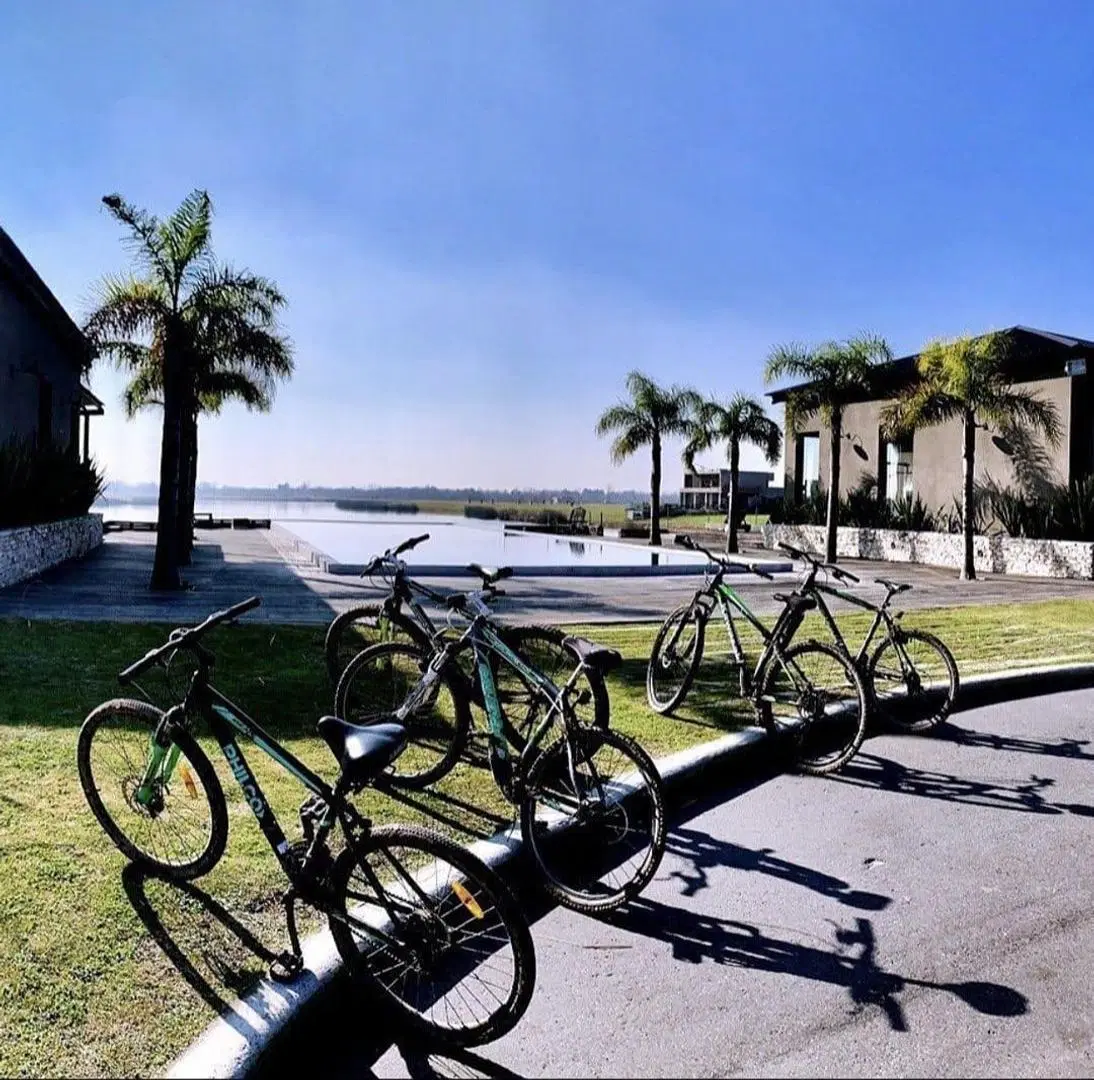 GLM. Lote en Venta al Rio en Naudir 3
