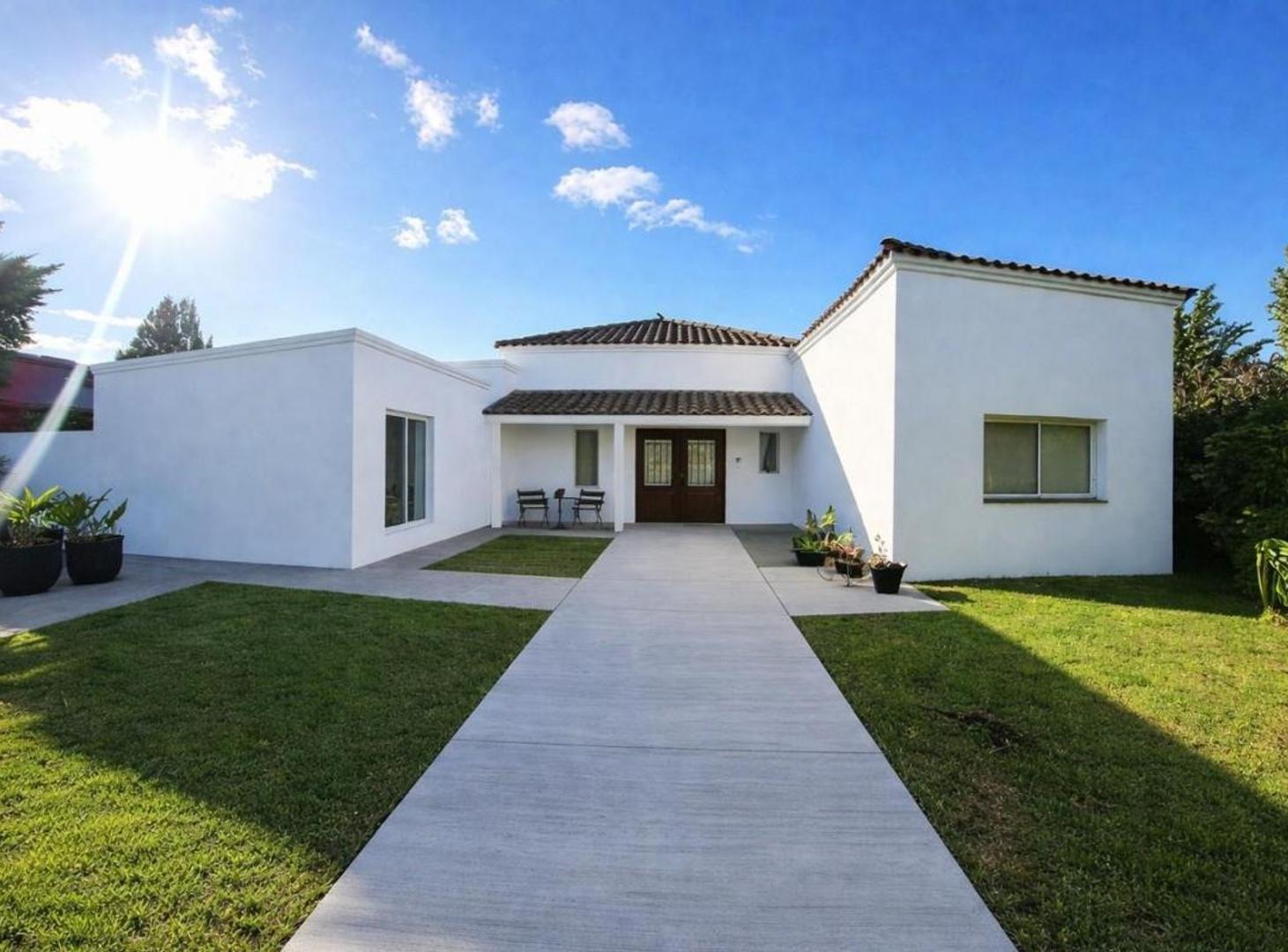 GLM. VENTA Excelente Casa en Santa Teresa, Villanueva