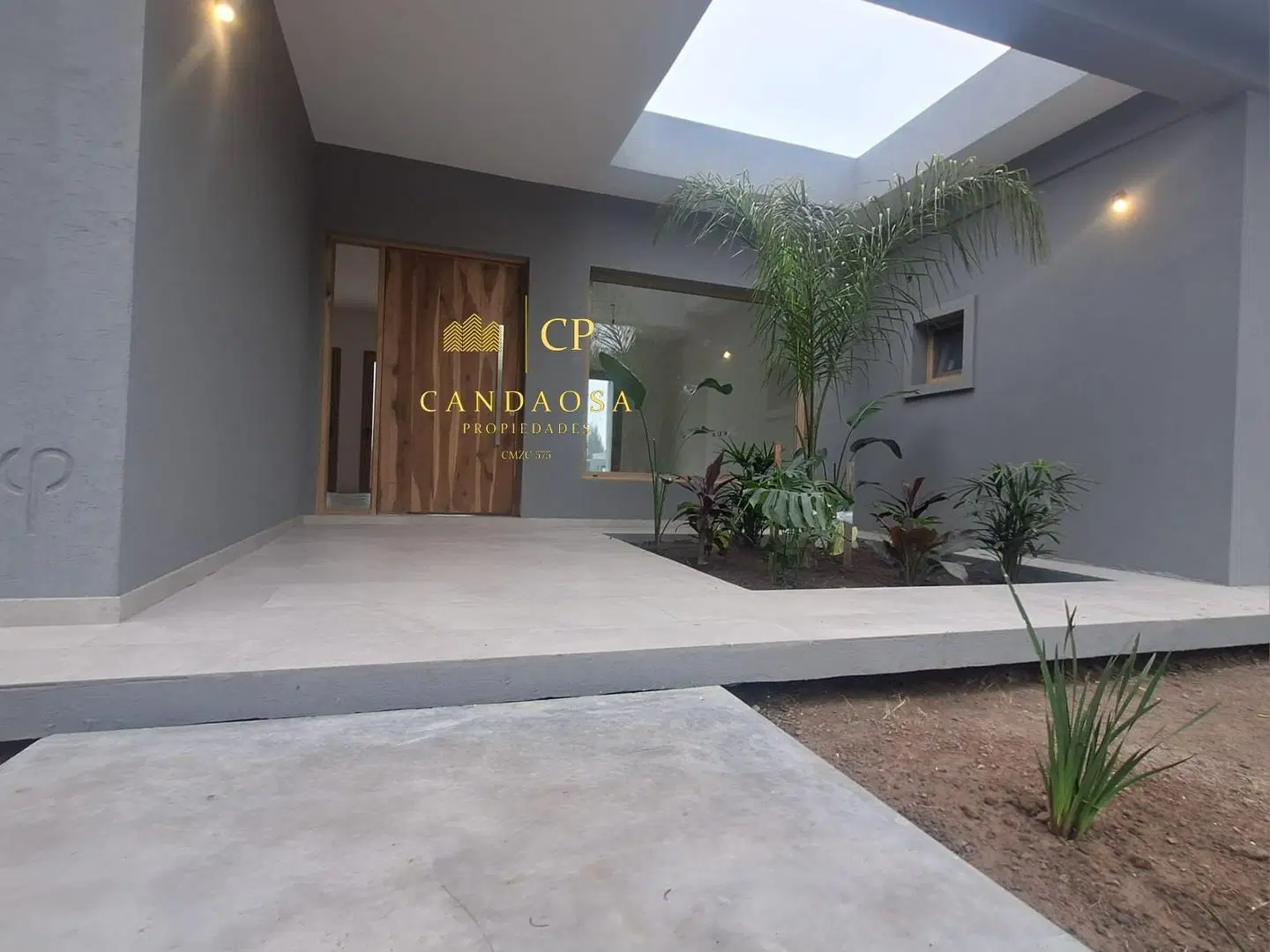 NEV. Casa en venta 5 ambientes en El Naudir a la laguna 3