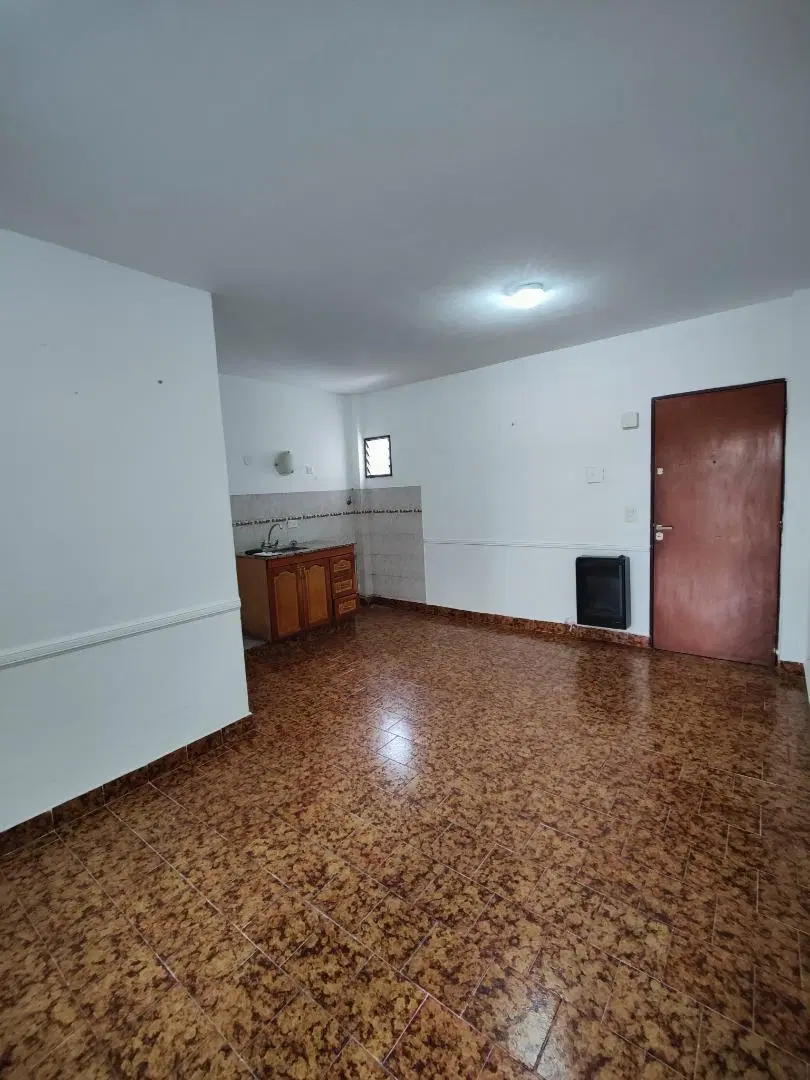 GRV - ALQUILER DEPARTAMENTO 2 AMB. EN MUÑIZ 5
