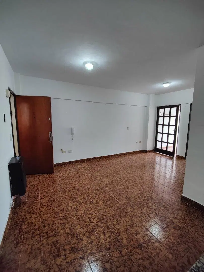 GRV - ALQUILER DEPARTAMENTO 2 AMB. EN MUÑIZ 1