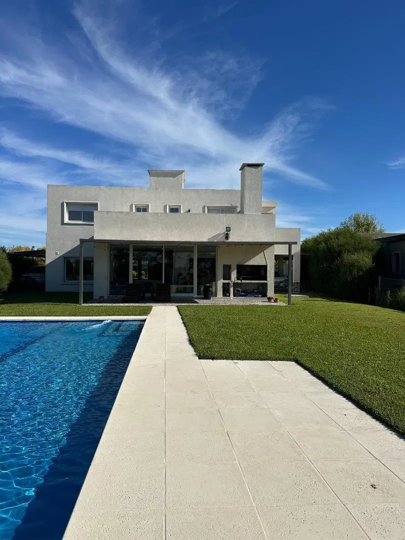 MGM. VENTA INCREIBLE CASA B HARAS SANTA MARIA - ESCOBAR 5
