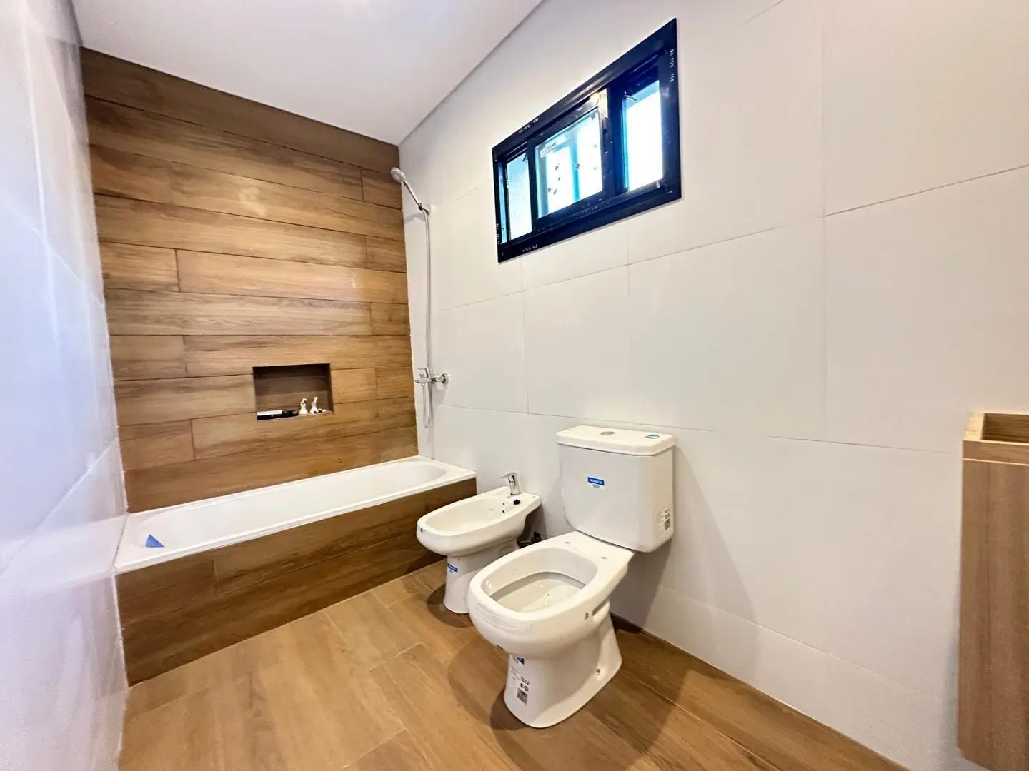 SG Casa Venta PREMIUM con pileta Barrio Santa Elisa 3