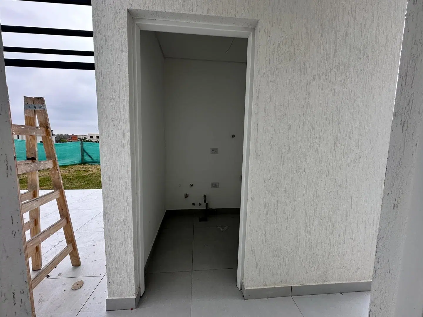 SG Casa venta barrio Pilar del Este 3