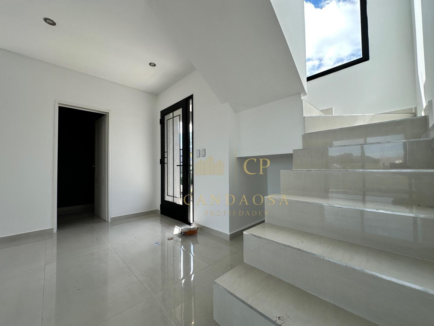 sg Casa Venta PREMIUM Barrio Santa Elena