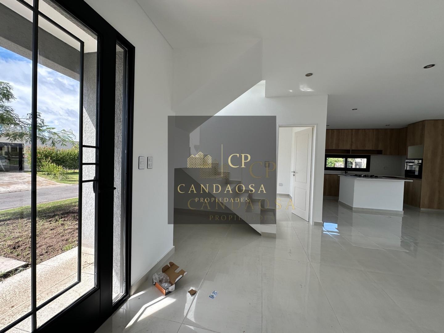 sg Casa Venta PREMIUM Barrio Santa Elena