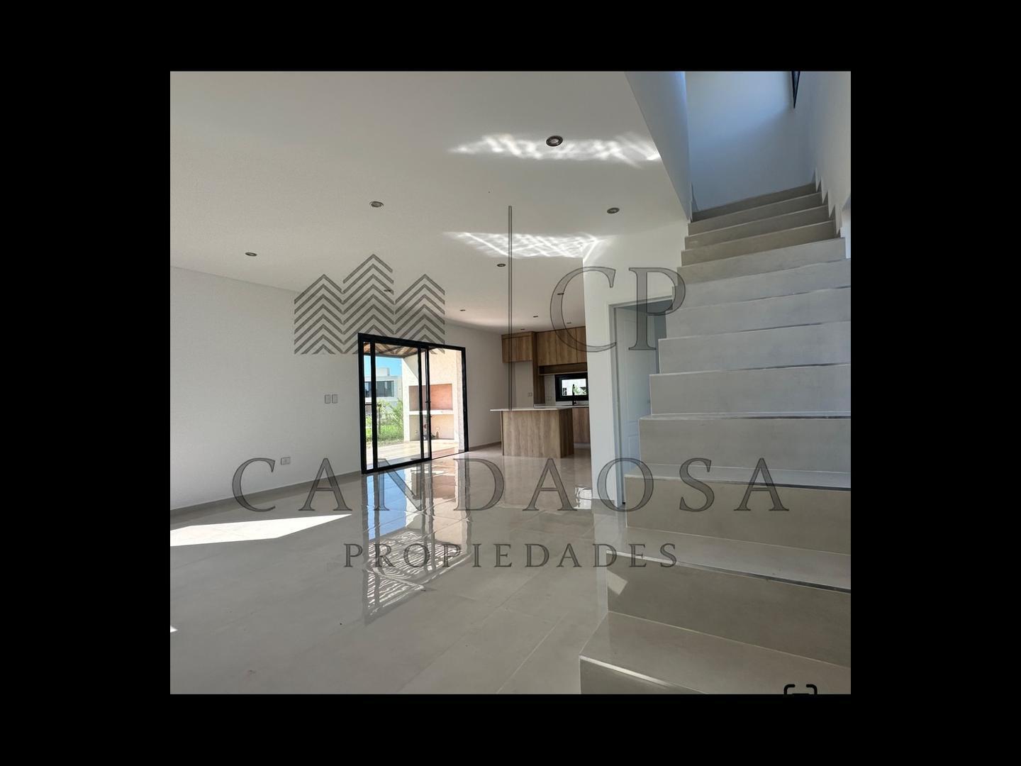 Foto de sg Casa Venta Estrenar PREMIUM Santa Sofia, imagen 1