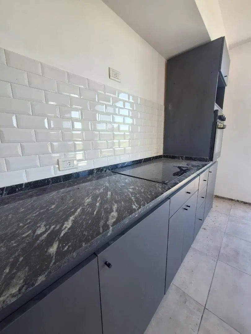 NEV. Casa 4 ambientes en San Sebastian - area 11 5