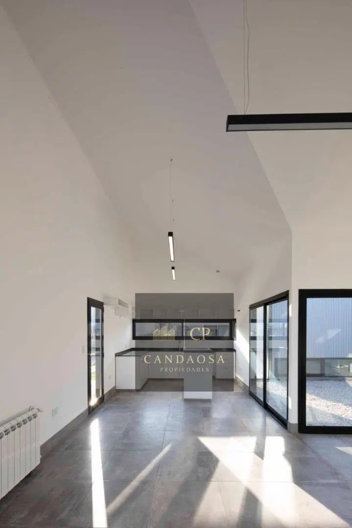 GLM. Hermosa Casa en Venta en Santa Elena, Pilar del Este 5