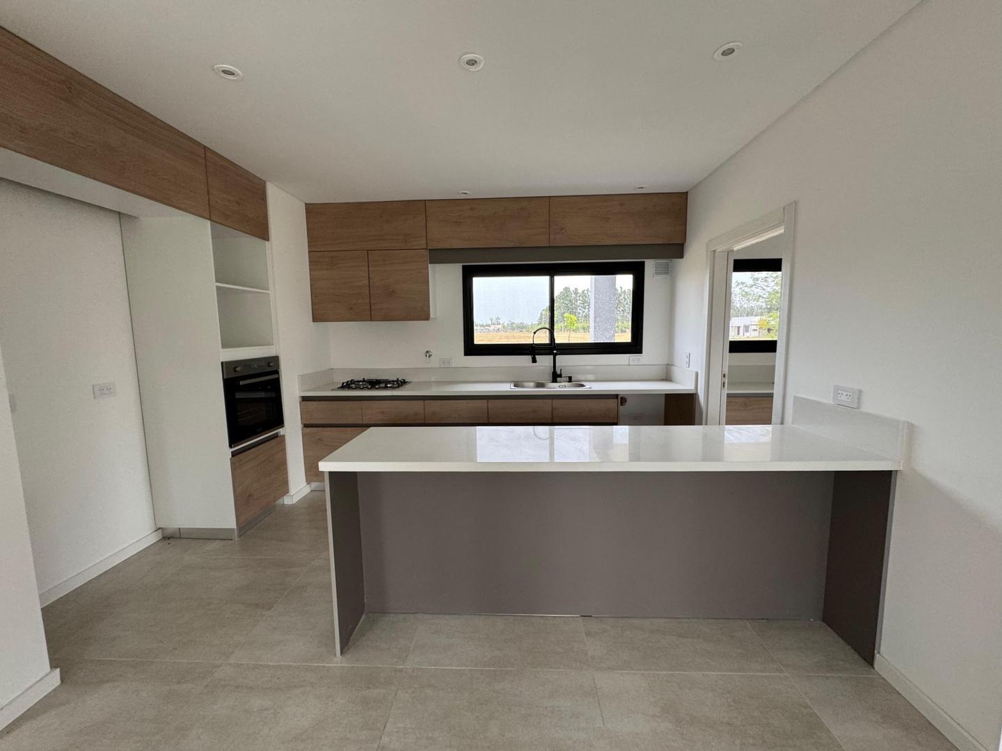 Foto de ADG. Excelente casa a estrenar en Cardales, imagen 2