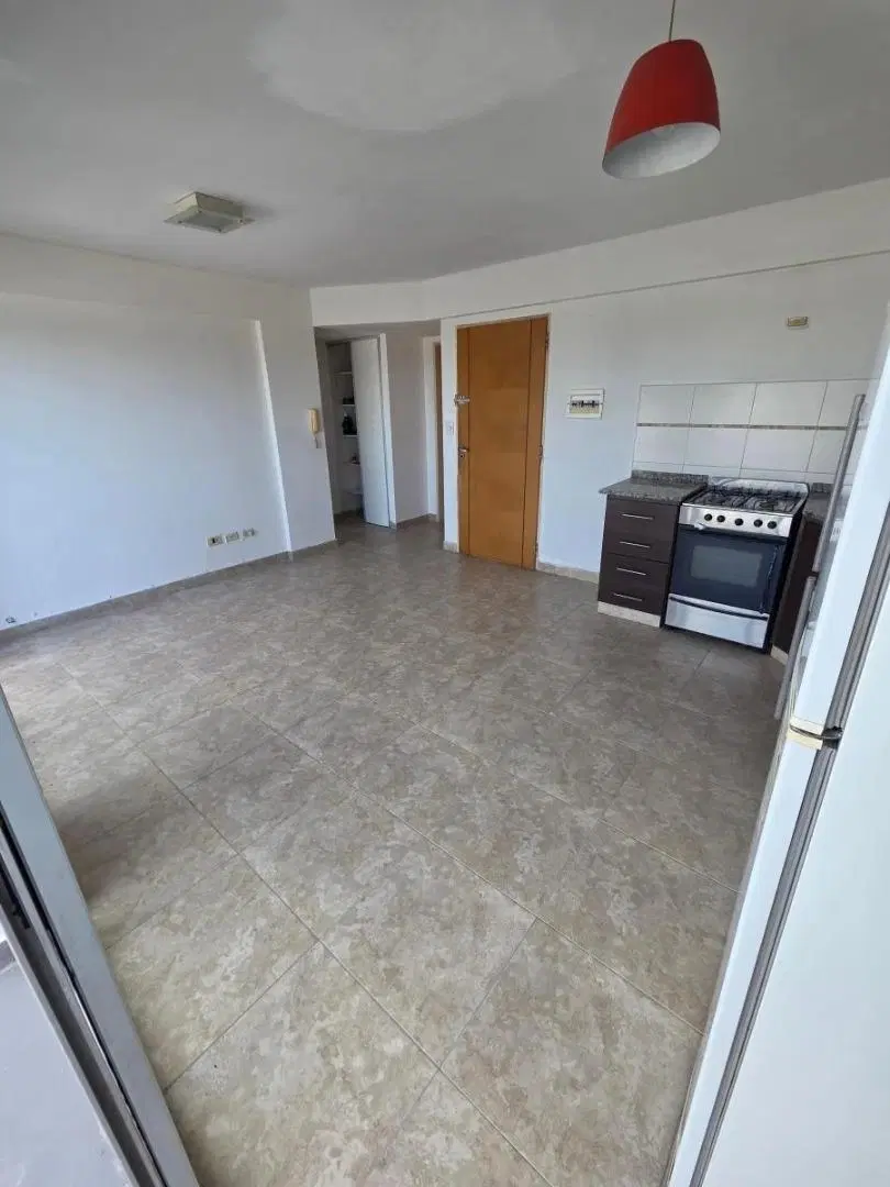 MLM. Hermoso departamento con terraza propia en Haedo 5