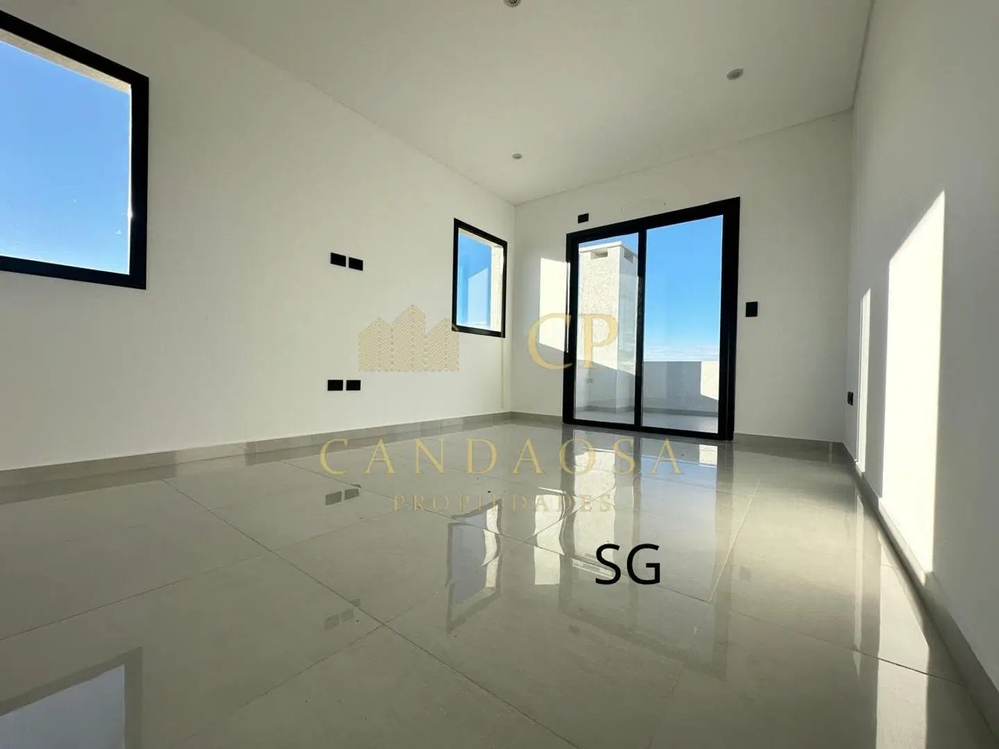 SG Casa Venta PREMIUM Barrio Santa Elisa 3