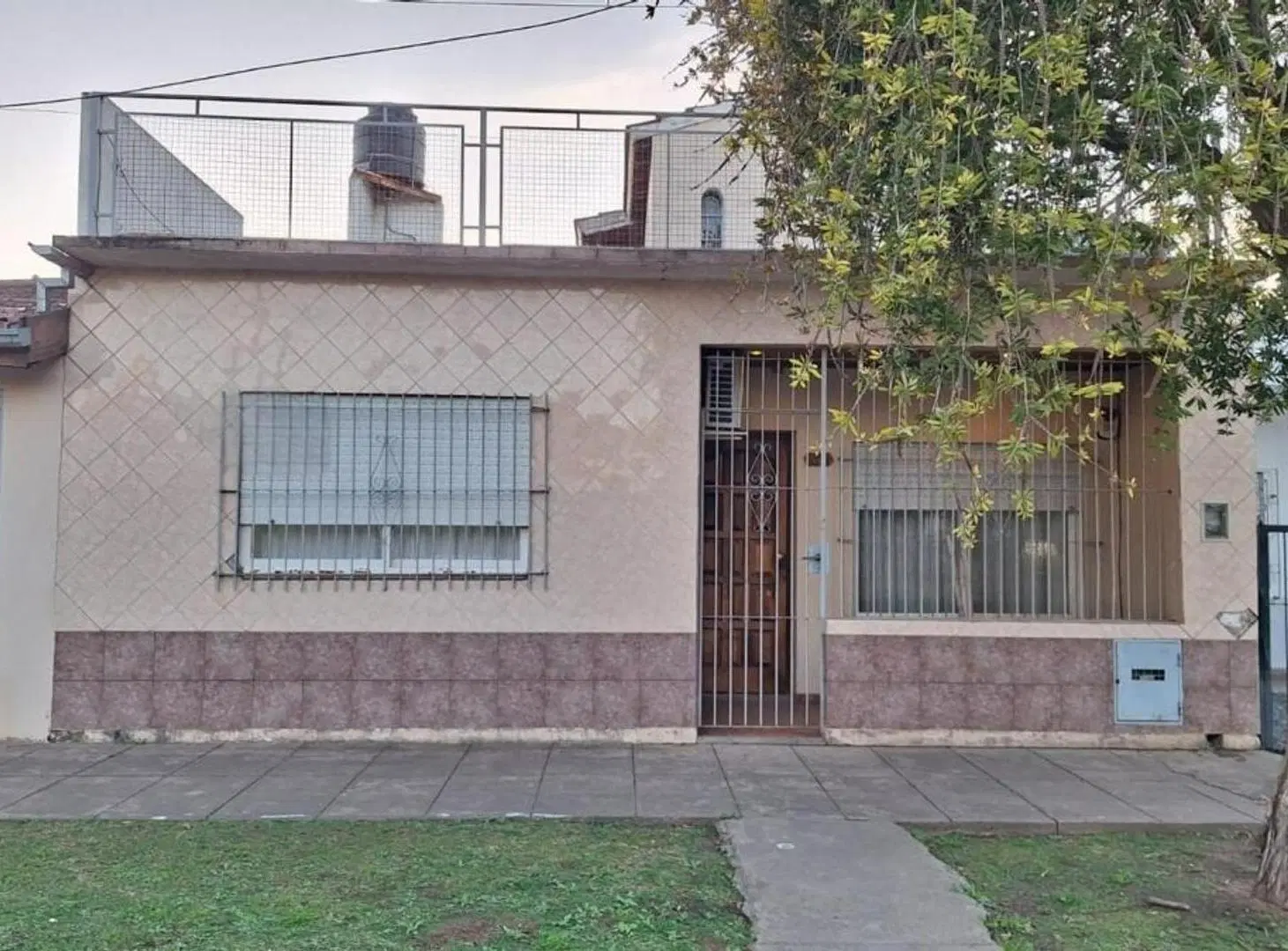 ADG. Casa apta crédito 4 ambientes en San Miguel 5