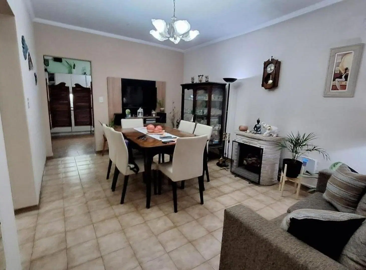 ADG. Casa apta crédito 4 ambientes en San Miguel 1