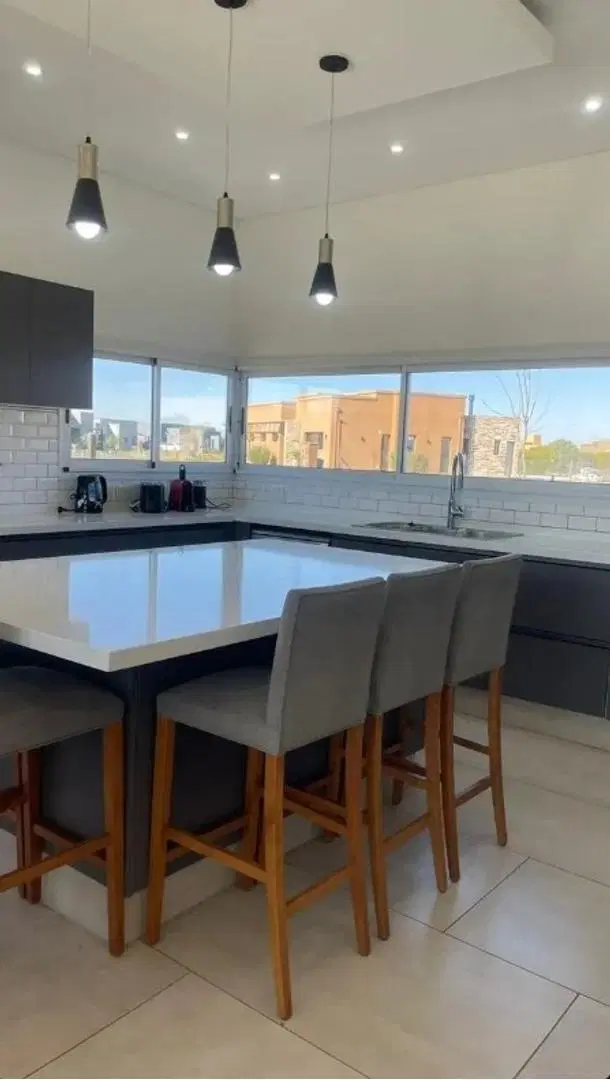 NVR . VENTA CASA EN SAN SEBASTIAN APTA CREDITO 2