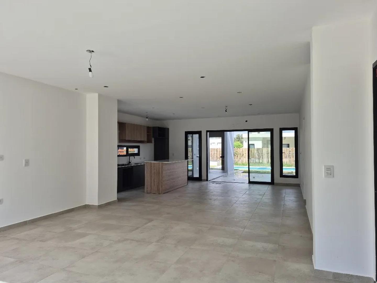 Foto de MLM. Increíble casa en Barrio Santa Elisa, Pilar del Este, imagen 3