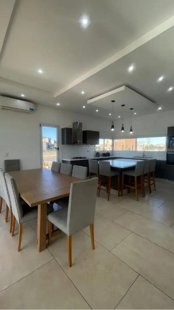 Foto de NVR . VENTA CASA EN SAN SEBASTIAN APTA CREDITO, imagen 2