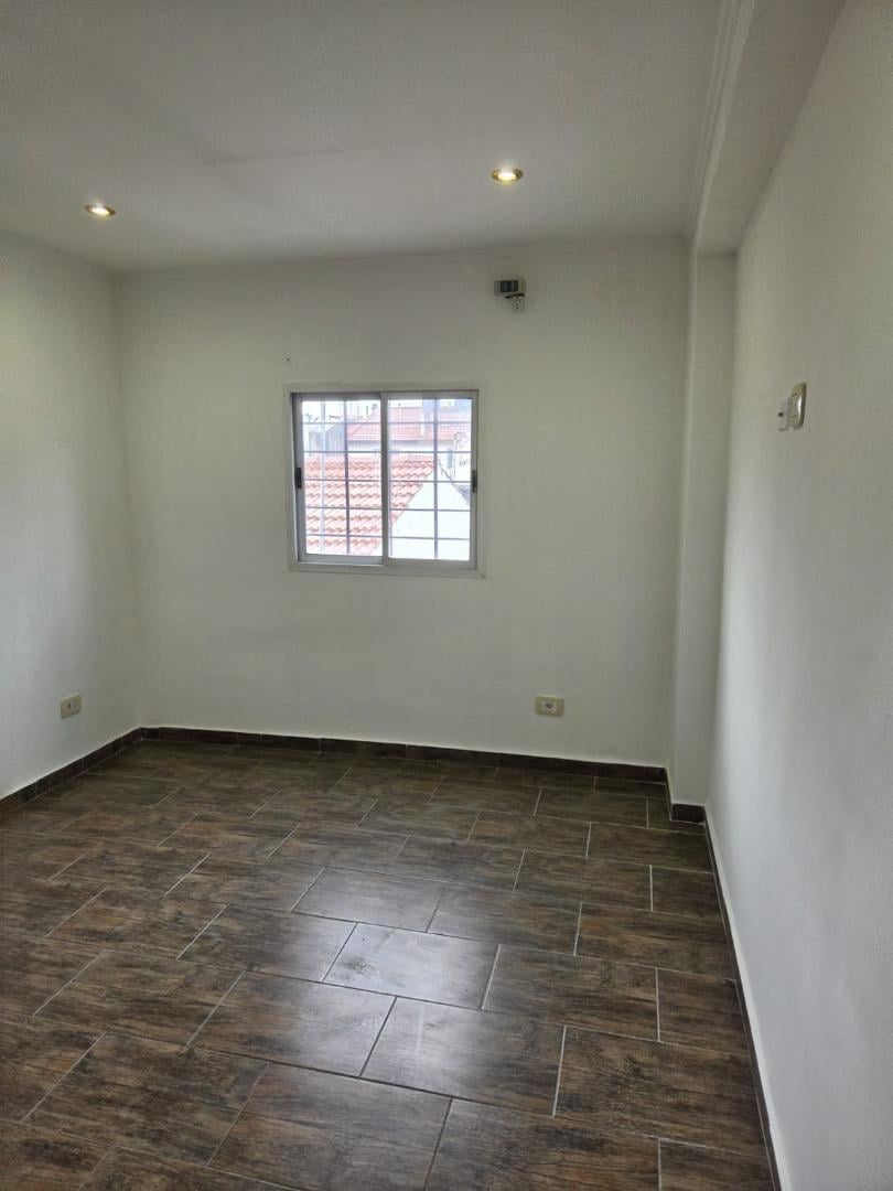 Foto de NVR . VENTA CASA TRIPLEX JOSE C PAZ, imagen 4