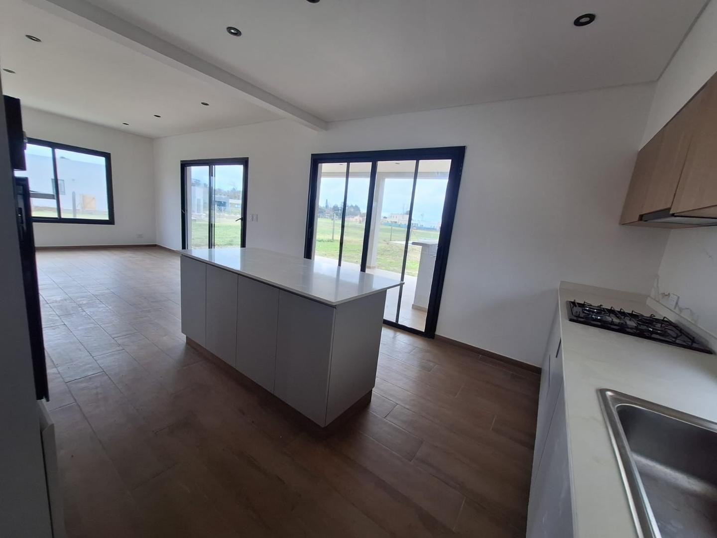 Foto de NEV. Casa 5 ambientes en Pilar del Este - Santa Elisa, imagen 3