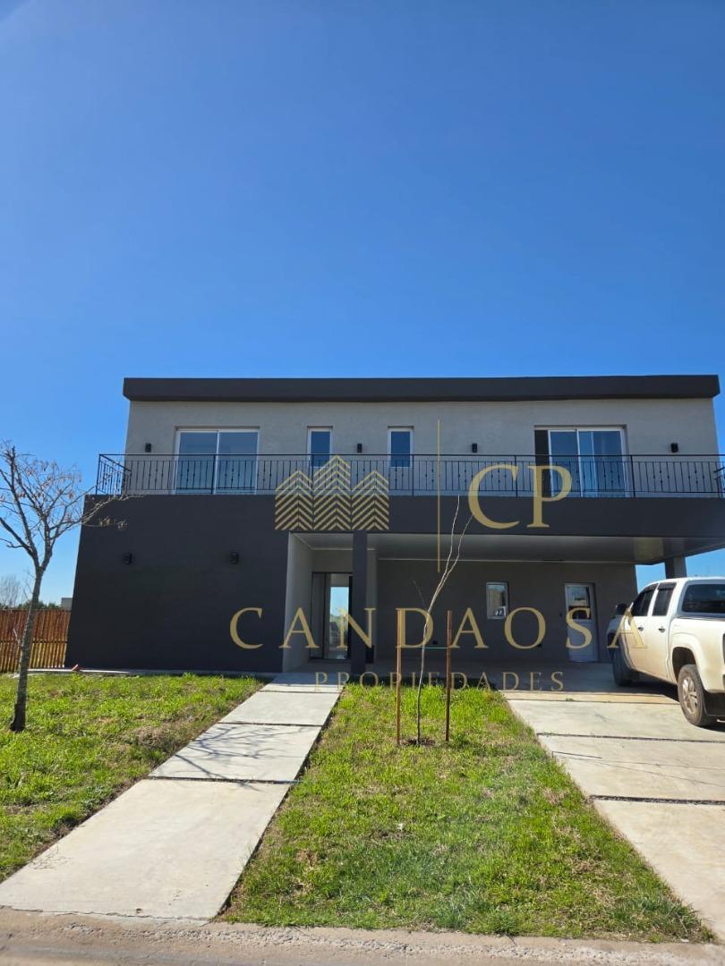 Foto de NVR OPORTUNIDAD CASA EN VENTA SAN SEBASTIAN AREA 5, imagen 1