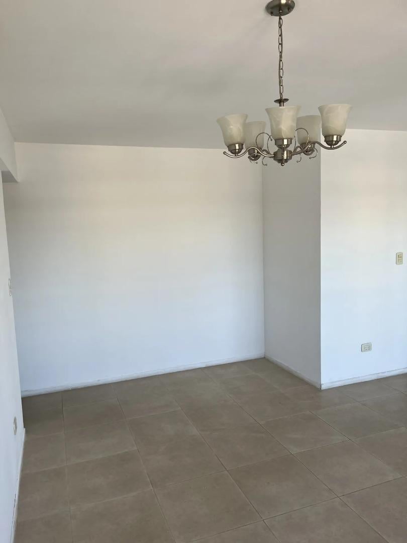 Foto de MLM. Increíble departamento 4 ambientes en San Miguel, imagen 1