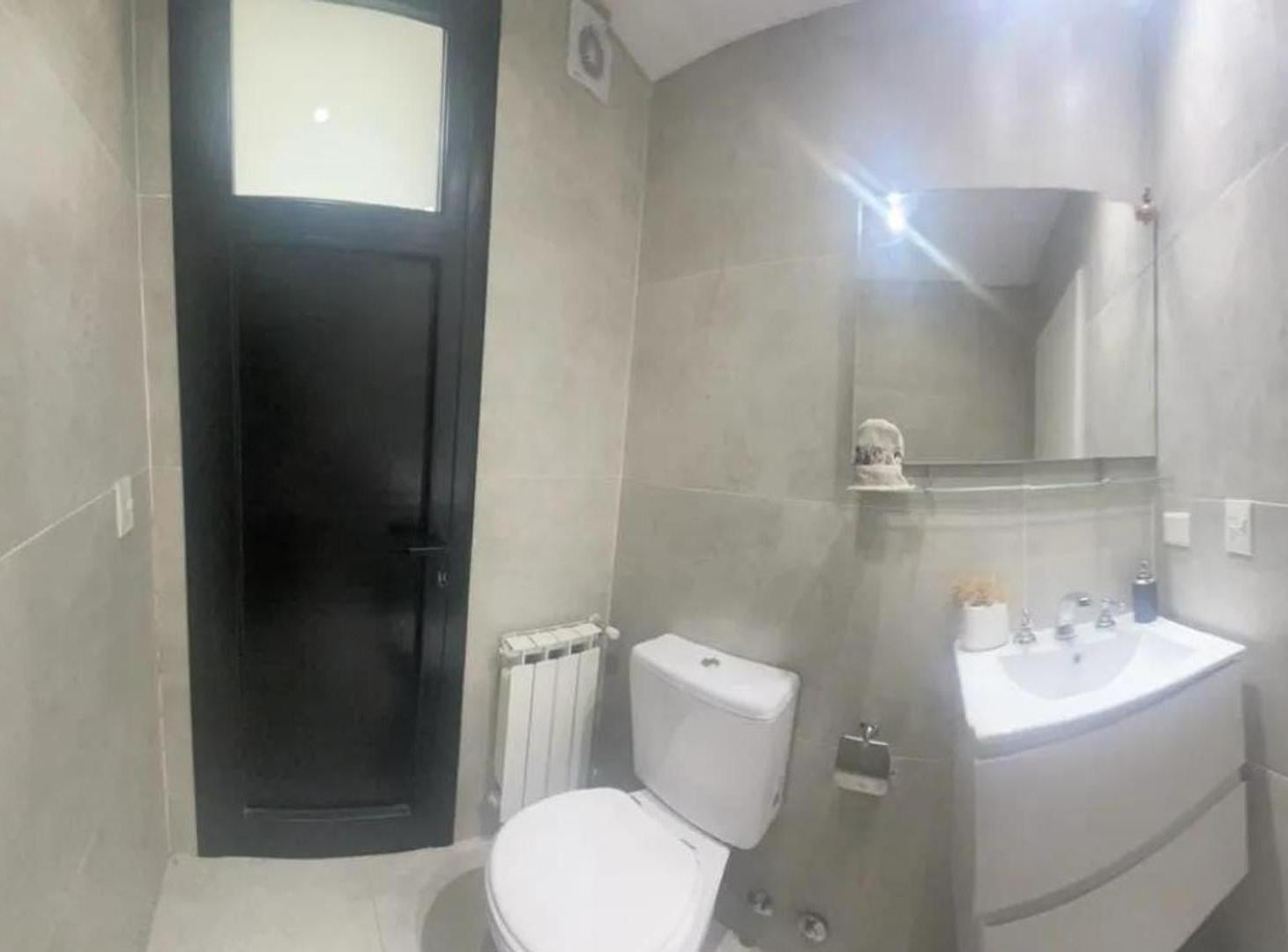 Foto de NEV. Casa a la laguna 6 ambientes El Naudir Aguas Privadas, imagen 1