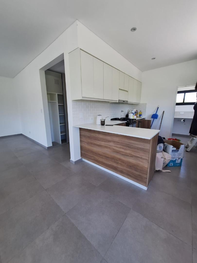 Foto de NEV. Casa interna 4 ambientes en barrio Pilar del este, imagen 4