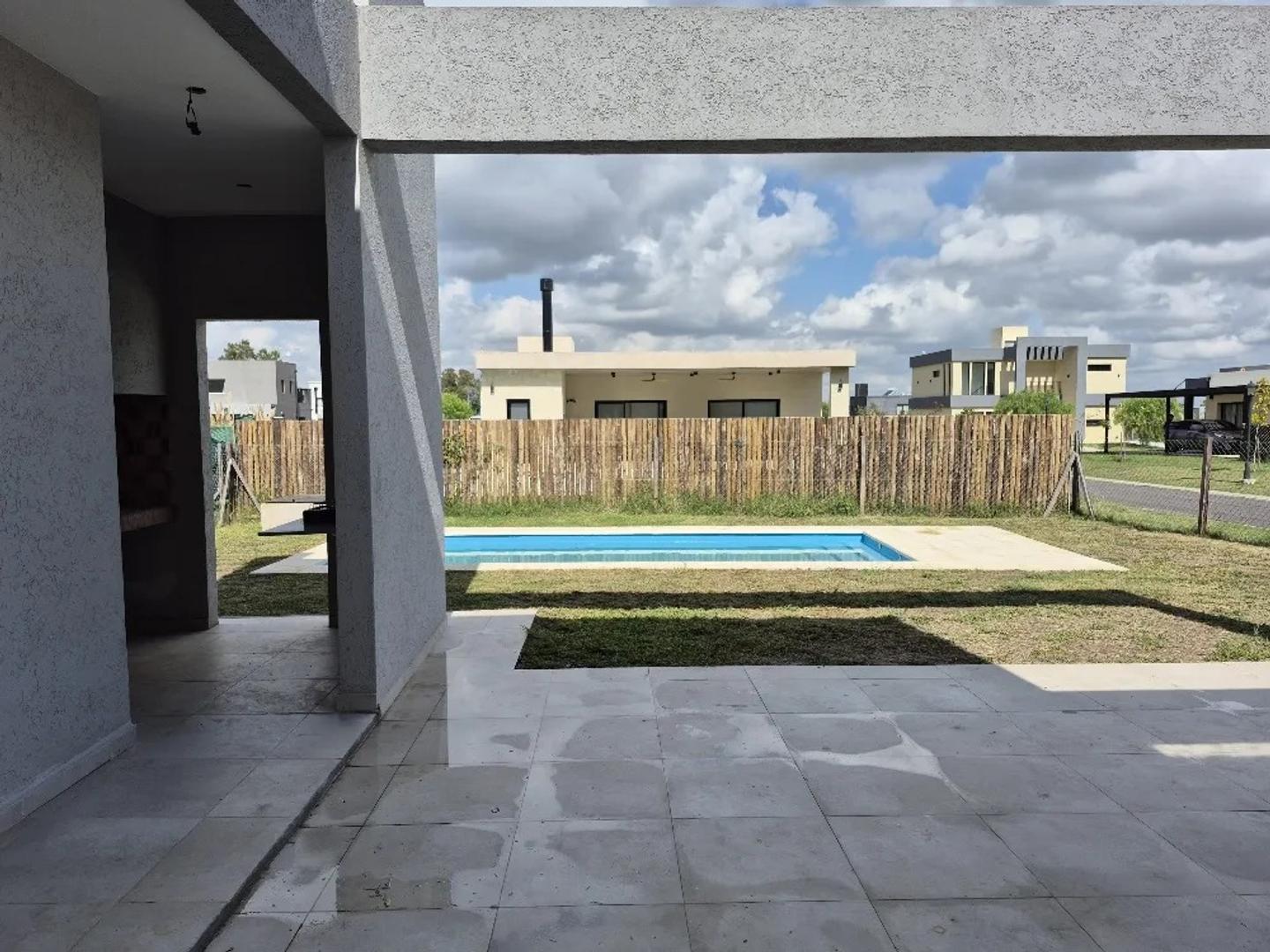 Foto de MLM. Increíble casa en Barrio Santa Elisa, Pilar del Este, imagen 3