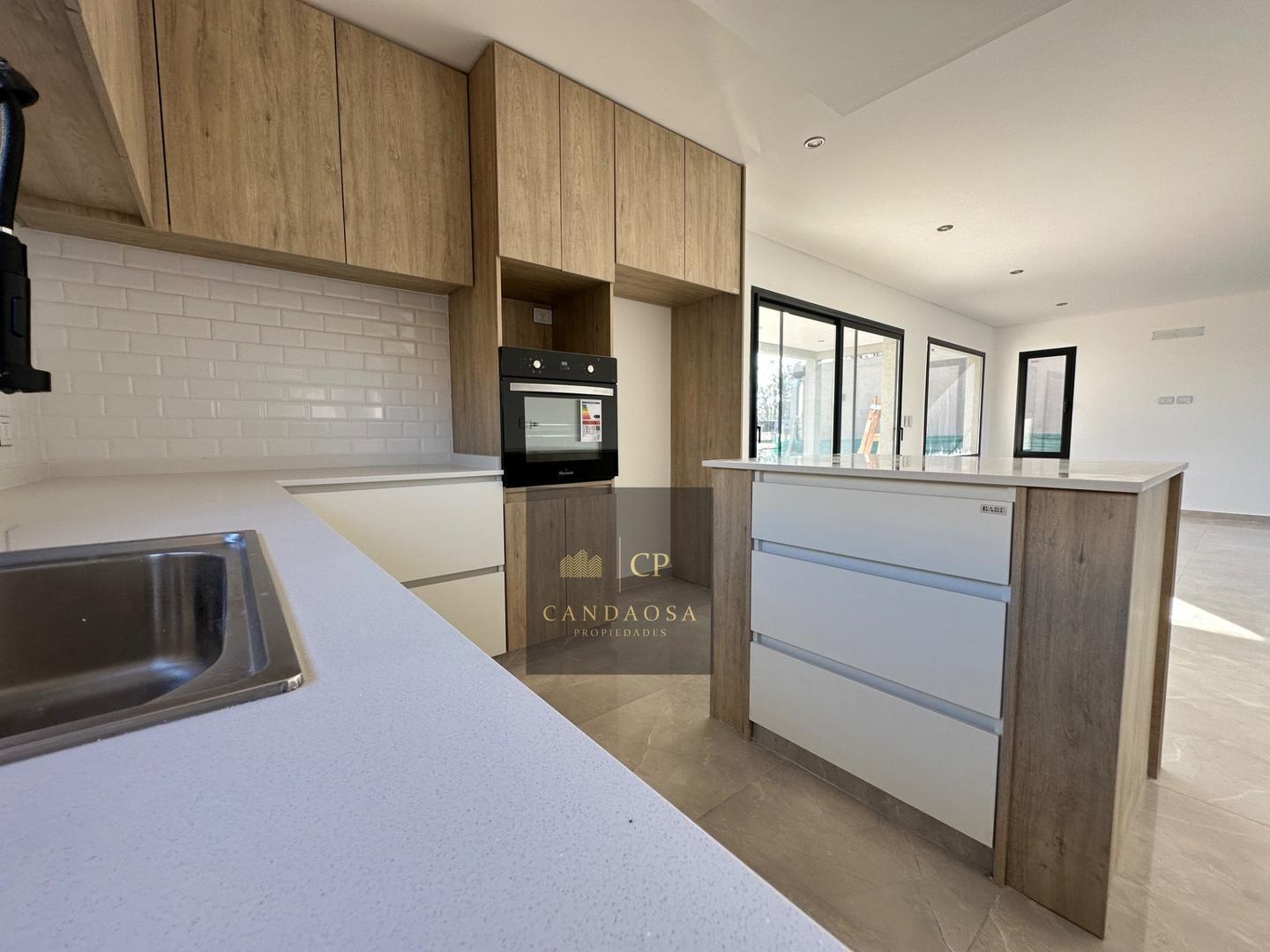 Foto de SGCasa Venta Barrio Santa Sofia, imagen 5