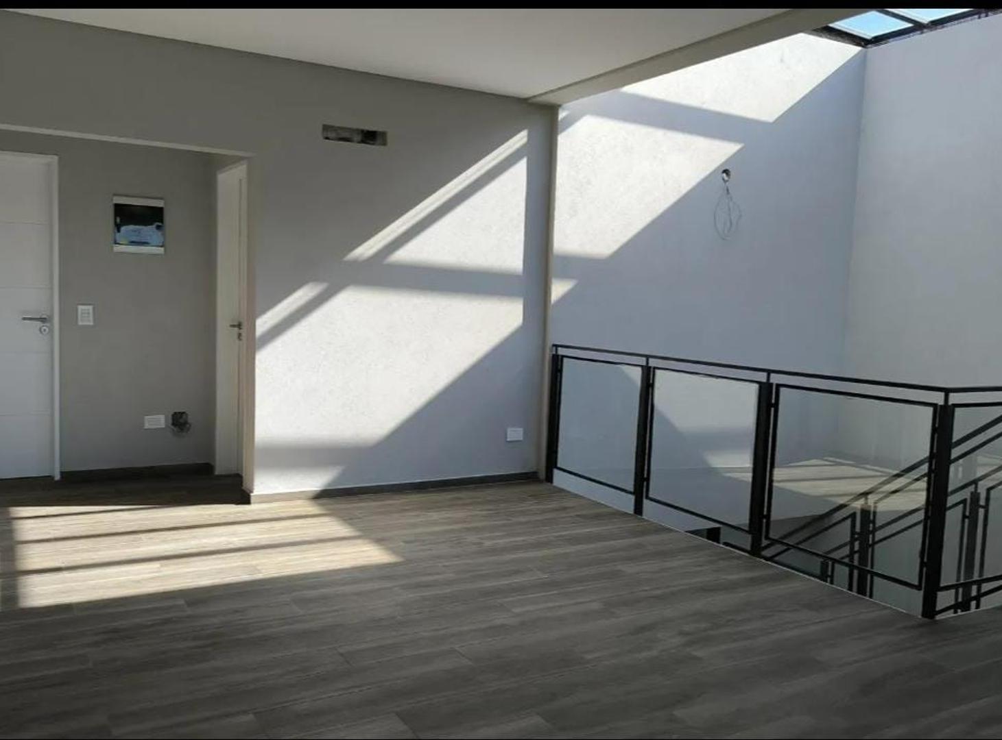 Foto de Casa en venta a la laguna en San Sebastian - Area 1, imagen 1