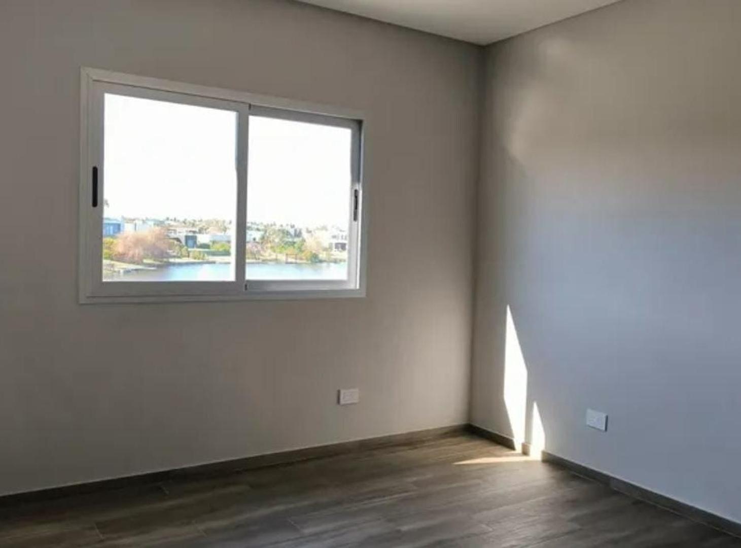 Foto de Casa en venta a la laguna en San Sebastian - Area 1, imagen 4