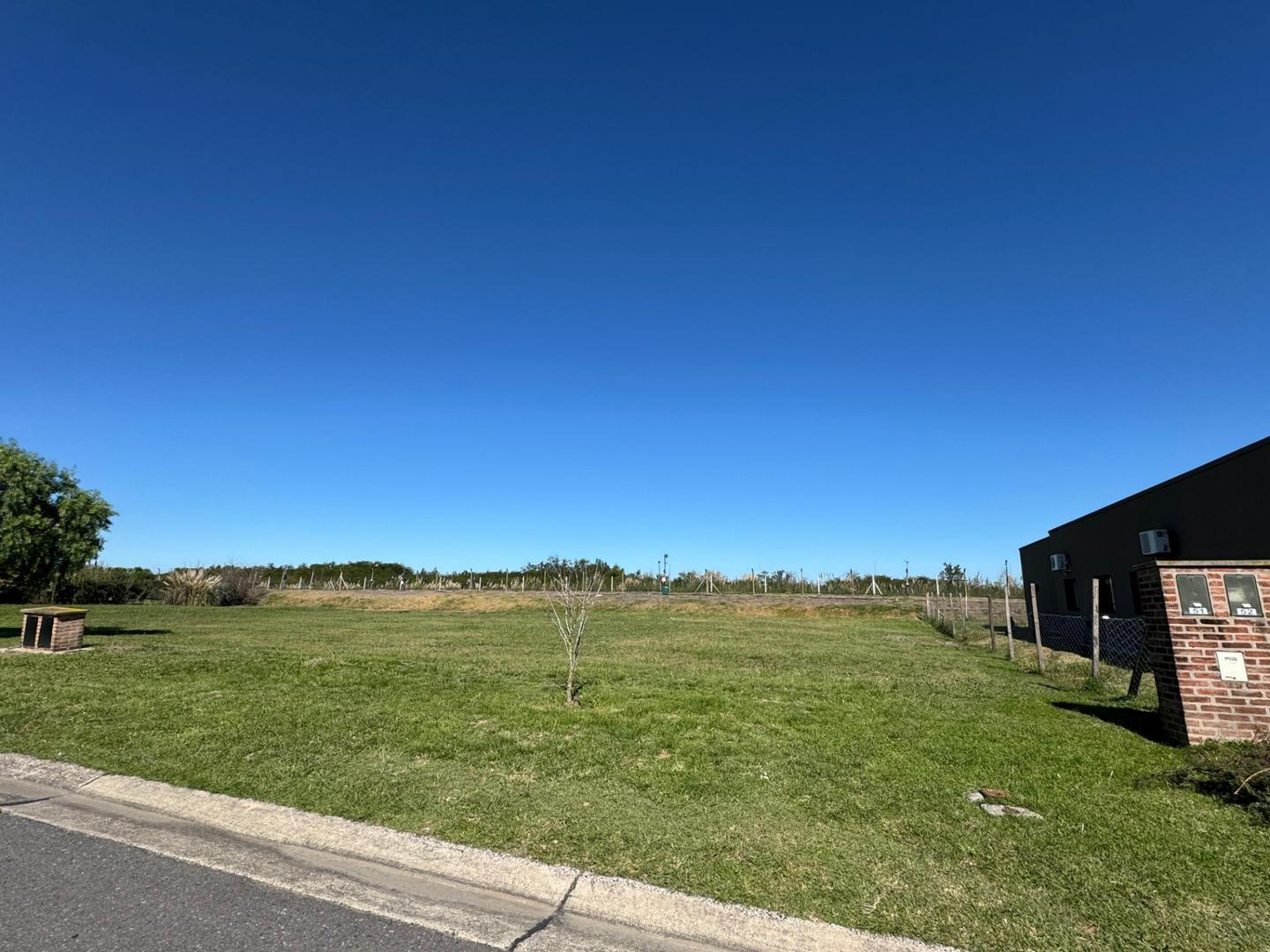 Foto de ADG. Lote en oportunidad en área 10 - San Sebastian, imagen 1