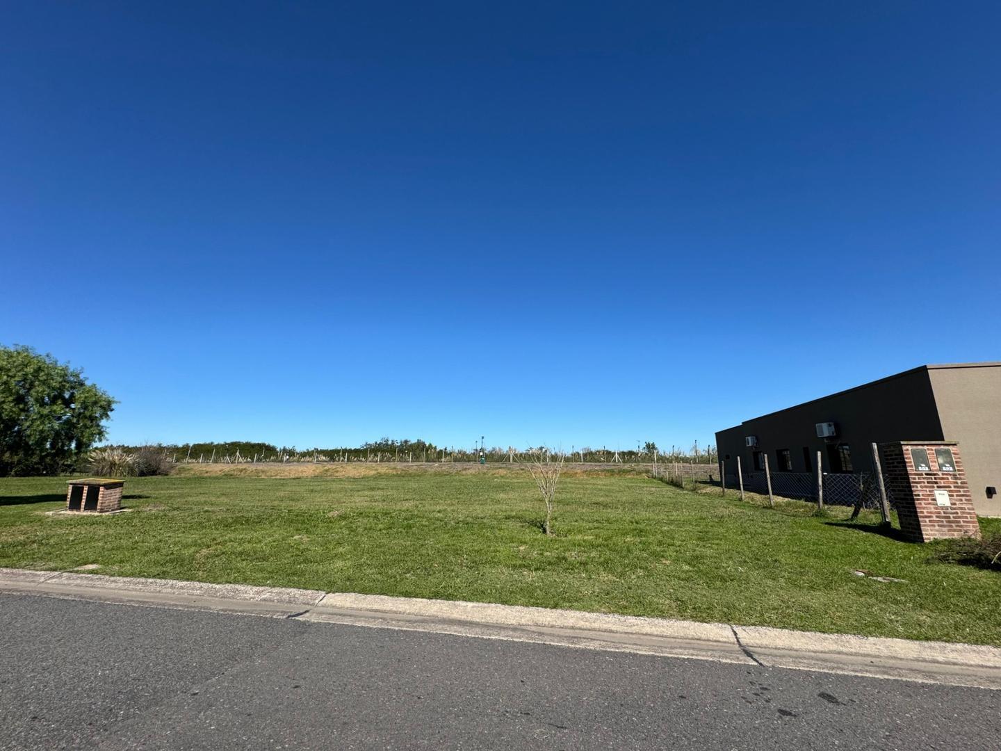 Foto de ADG. Lote en oportunidad en área 10 - San Sebastian, imagen 2