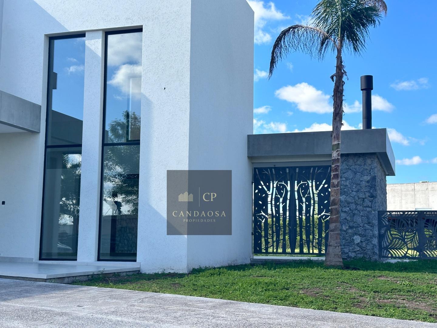 Foto de sgCasa Premium Barrio San Sebastian Area 13, imagen 1