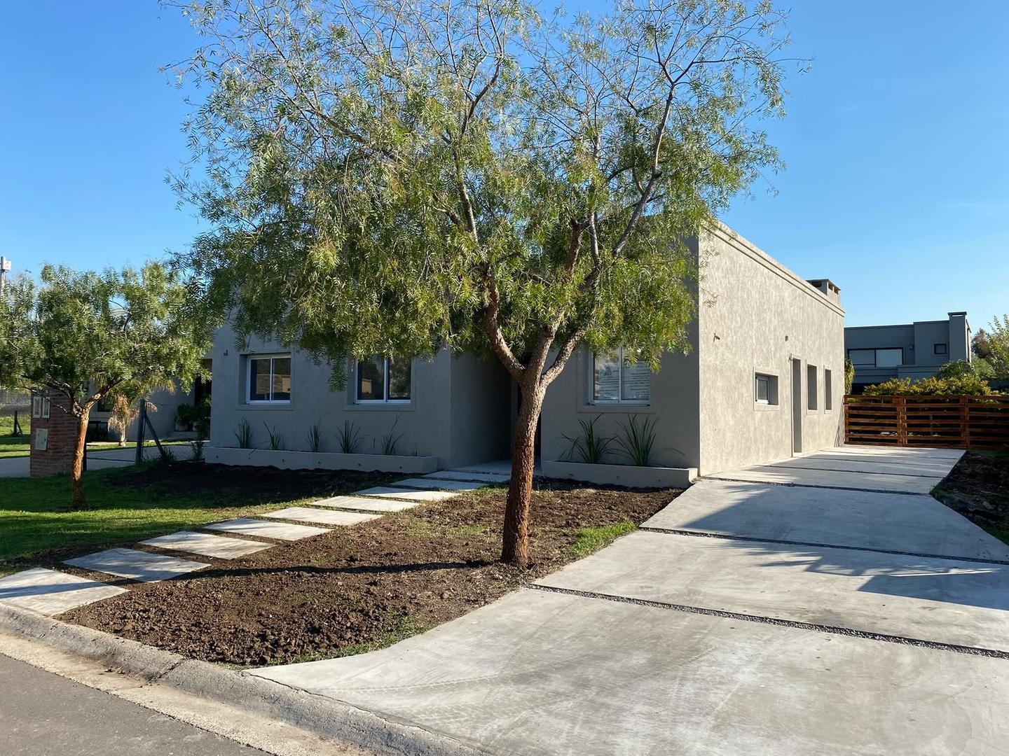 Foto de ADG. CASA 4 AMBIENTES EN BARRIO SANTA EMILIA, imagen 5