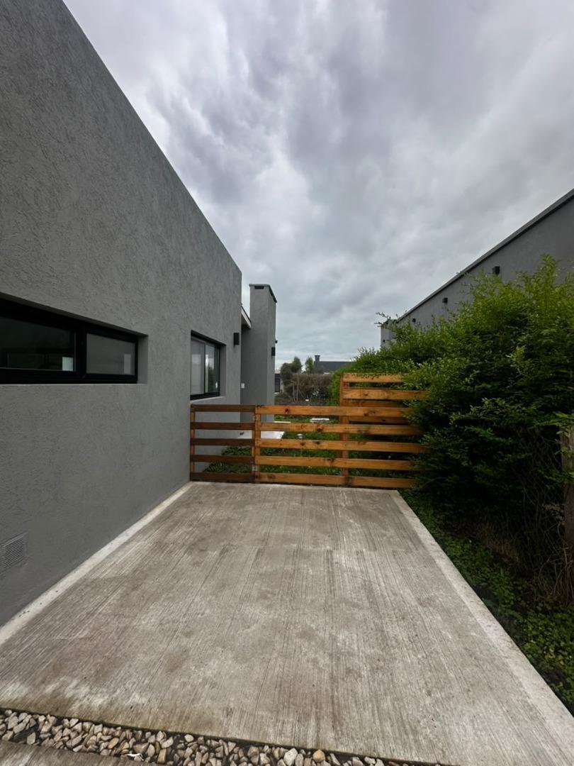 Foto de MLM. Increíble casa a estrenar en Barrio San Ramón, PDE, imagen 3