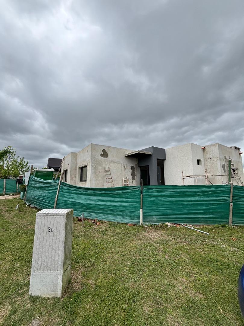 Foto de MMC. Espectacular casa en obra en venta Santa Lucia, PDE, imagen 3