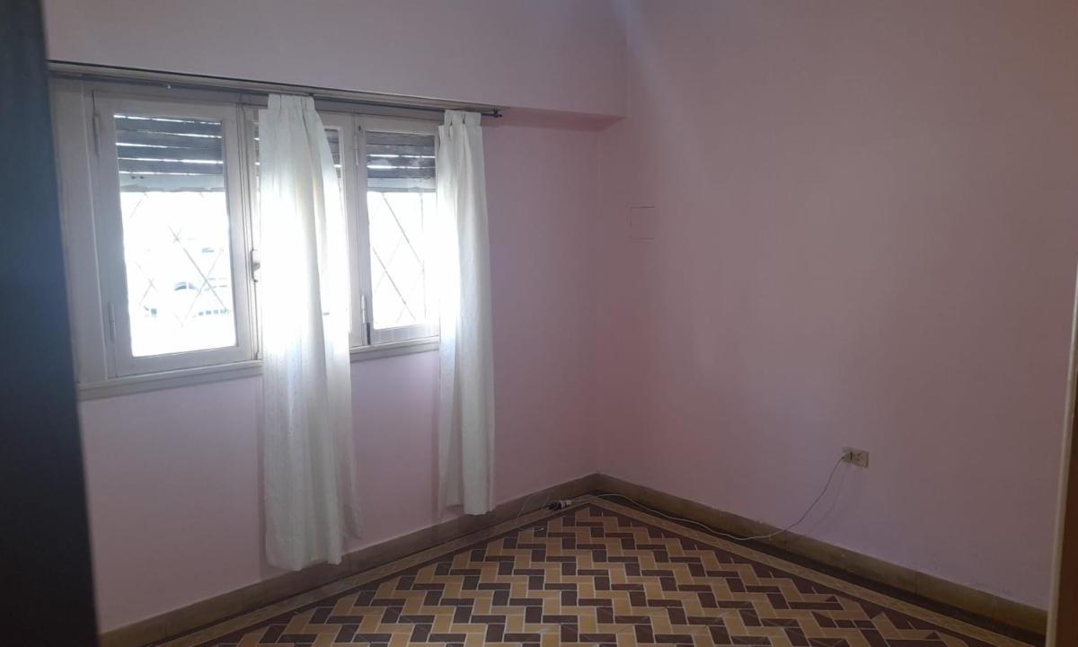 Foto de Casa 3 ambientes - A reciclar - Mateotti y San Salvador, Las Avenidas, imagen 5