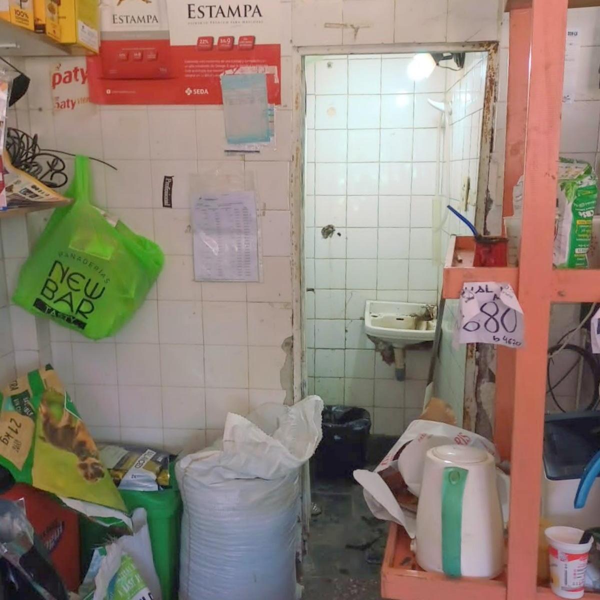 Local de Esquina. 35 m² - Gaboto y Reforma Universitaria 1