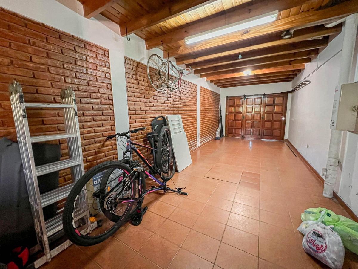 Chalet 6 Ambientes - Magallanes y Reforma Universitaria 5