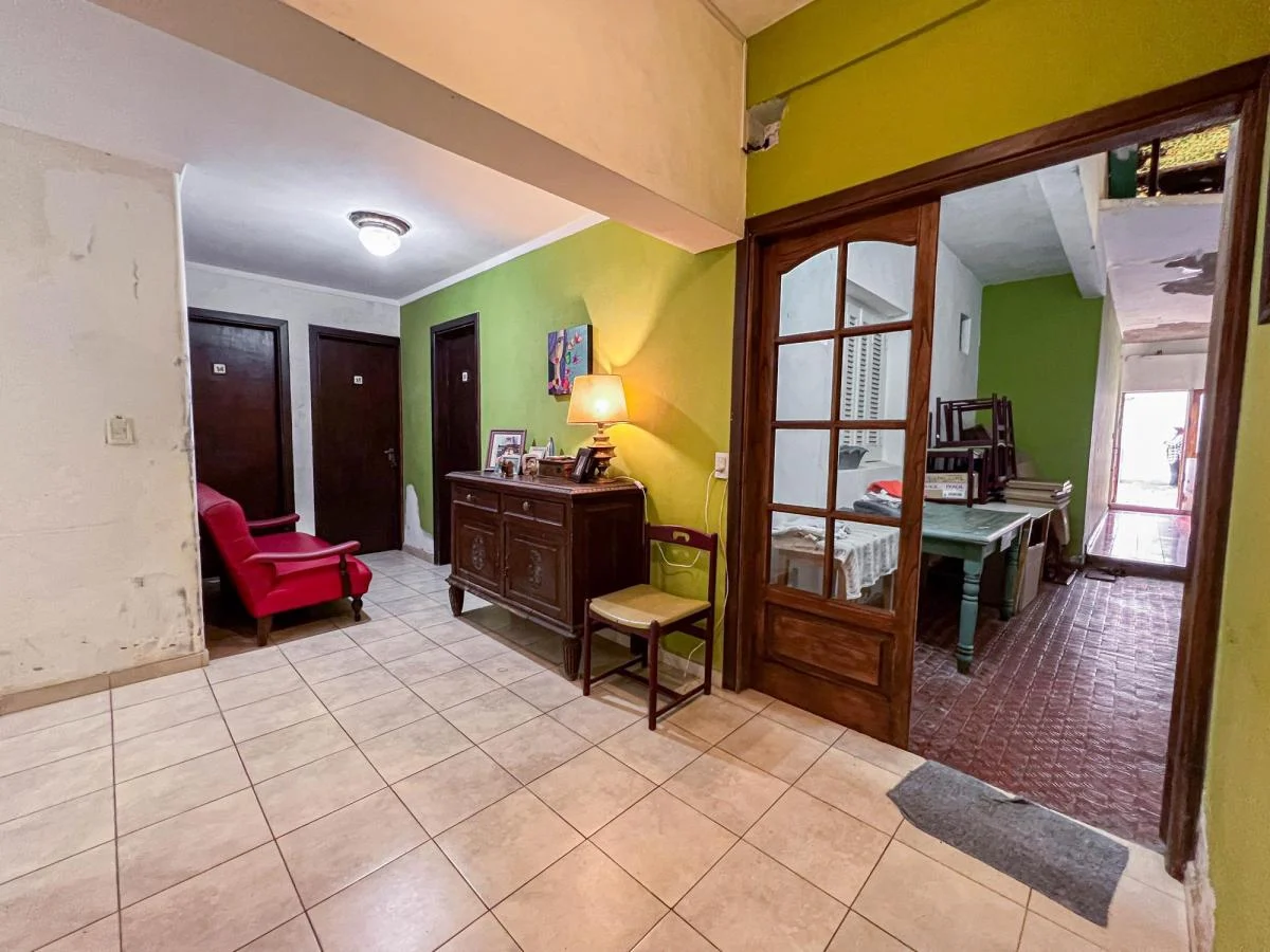 Hotel a 2 Cuadras de La Costa - a Reciclar - La Perla 1