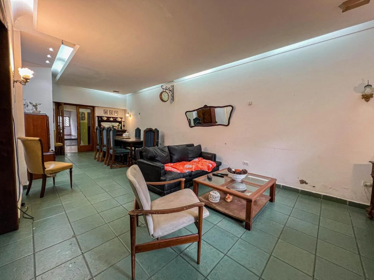 Hotel a 2 Cuadras de La Costa - a Reciclar - La Perla 3