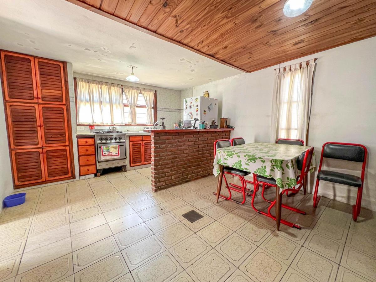 Casa 4 Amb. con Parque + Local de 34 m² - Cordoba y Primera Junta 1